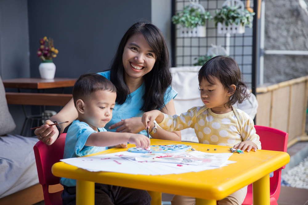 Hosting A Stress-Free Thanksgiving: Keep Guests Entertained With Interactive Coloring Pages