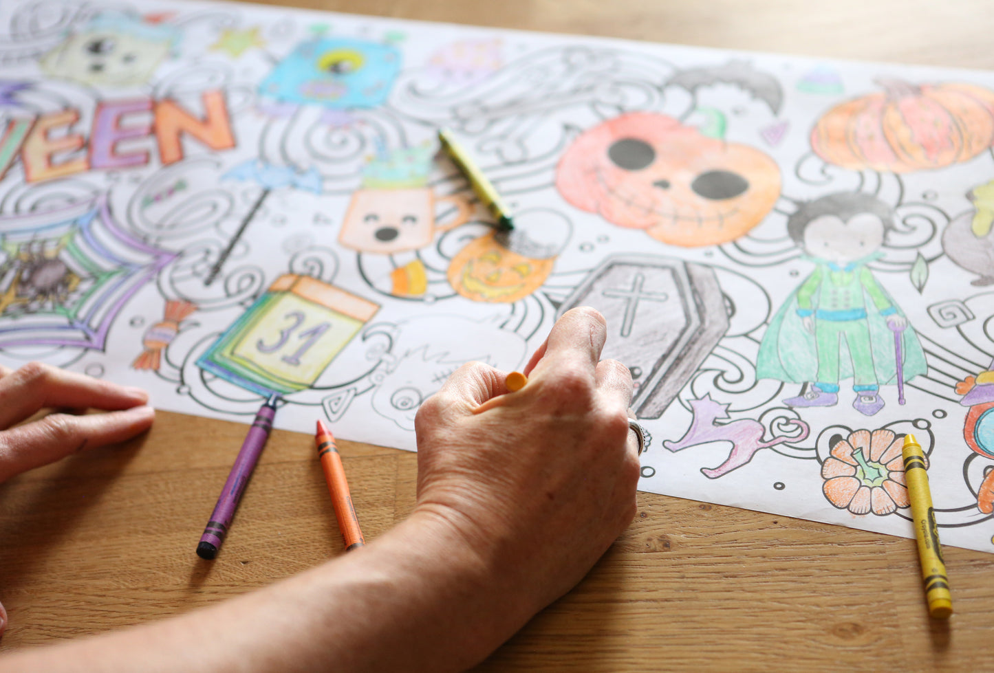 Halloween Coloring Roll